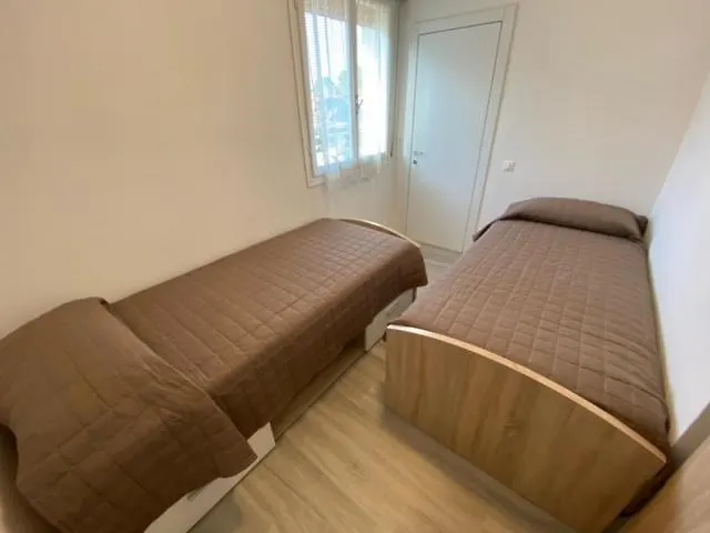 Cond. Viel Μπιμπιόνε